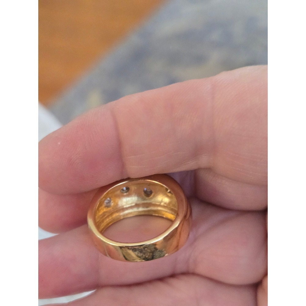Goldtone Dome Band w/ Flush Ser CZs NWOT - Picture 3 of 4